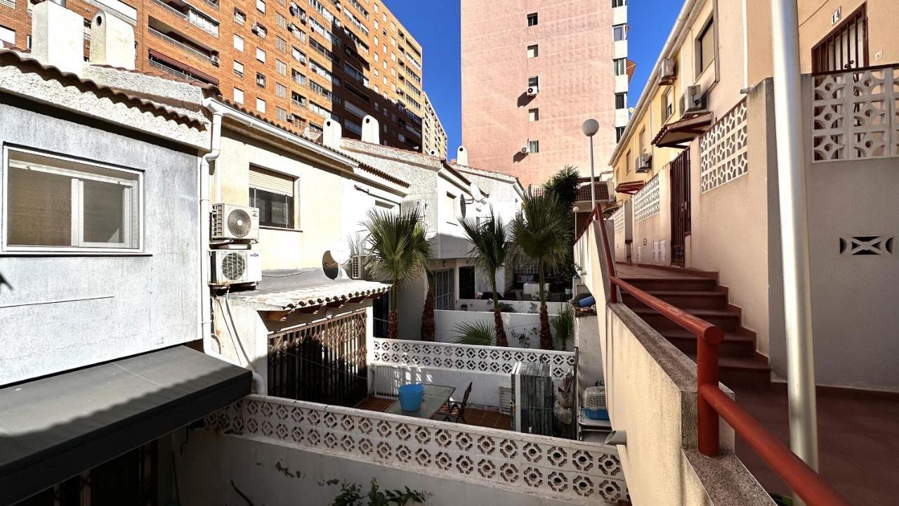 Bungalow Playa Poniente ベニドルム エクステリア 写真