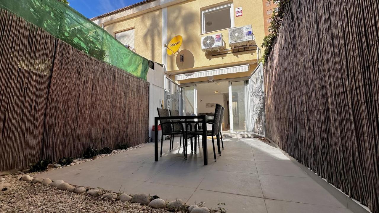 Bungalow Playa Poniente ベニドルム エクステリア 写真